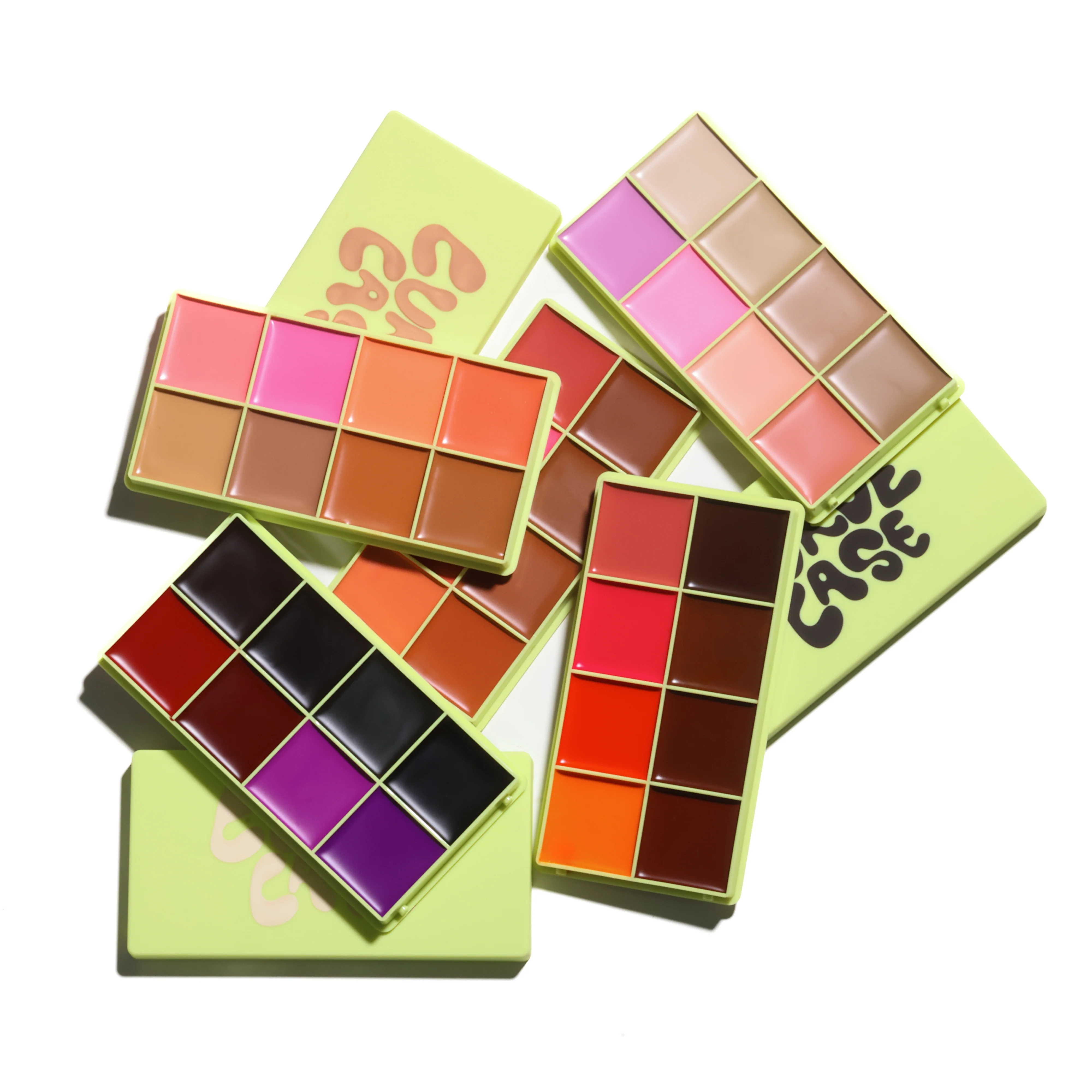 Curve Case Cream Makeup Palette - Image 13