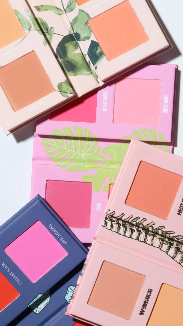 Mini Blursh Book Blusher Palette - Image 3